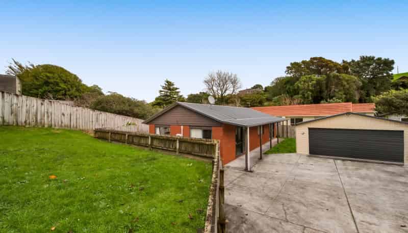 12A Stuart Place, Blagdon