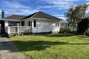 132 Russell Road, Manurewa