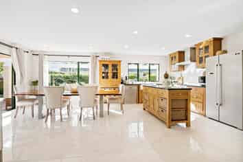 85 Landing Drive, Albany