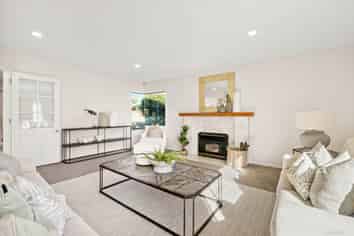 85 Landing Drive, Albany