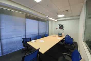 Ground Floor Office Available in Lincoln Manor