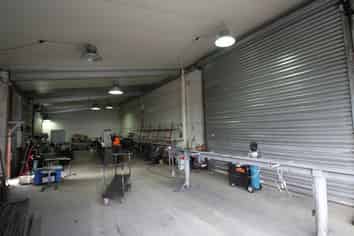 Insulated 1888sqm Warehouse + 5T Gantry