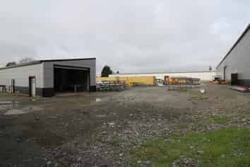 Insulated 1888sqm Warehouse + 5T Gantry