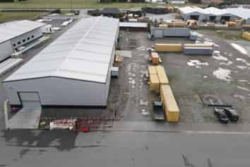 Insulated 1888sqm Warehouse + 5T Gantry
