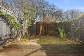 2/145 Howe Street, Freemans Bay