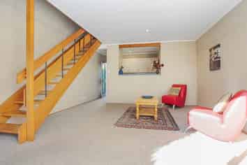 2/145 Howe Street, Freemans Bay