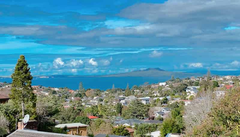 56 Knights Road, Rothesay Bay