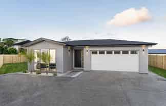 47 Surf View Crescent, Red Beach