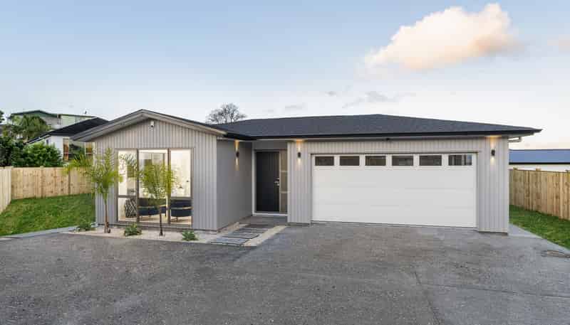 47 Surf View Crescent, Red Beach