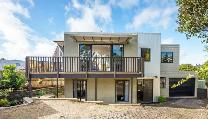 2/236 Meola Road, Point Chevalier