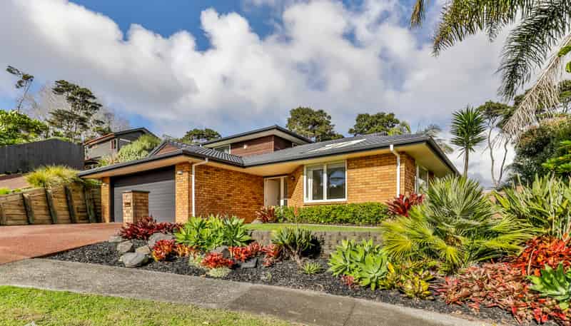 49 Chamari Close, Titirangi