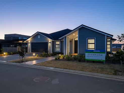 10 Rotorua Grove, Aotea