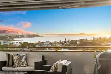 2/31 Waimarie Street, Saint Heliers