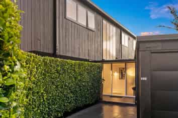 2/31 Waimarie Street, Saint Heliers