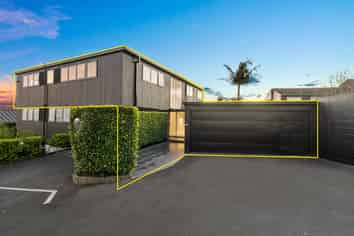 2/31 Waimarie Street, Saint Heliers