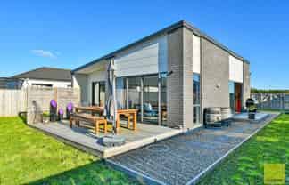 6 Maxwell Road, Pukekohe