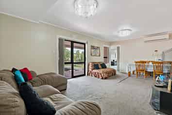 39 Patts Avenue, Glendene