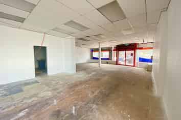 High Profile Retail Glen Eden