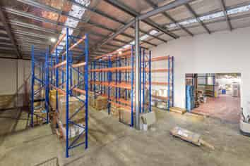 Premium Rosebank Road Split Risk Investment 