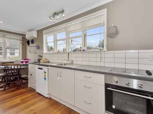 6 Paul Crescent, Fairfield