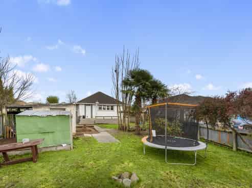 6 Paul Crescent, Fairfield