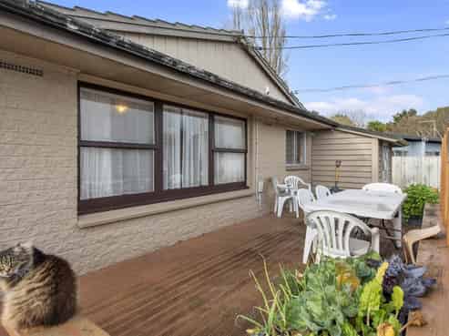 11A Anthony Crescent, Bader