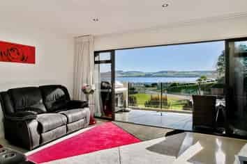 1/15 Napier Road, Hilltop