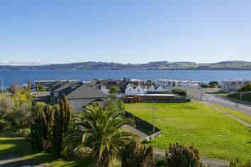 1/15 Napier Road, Hilltop