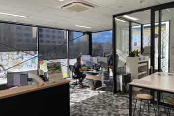 PREMIUM BOUTIQUE OFFICE SPACE