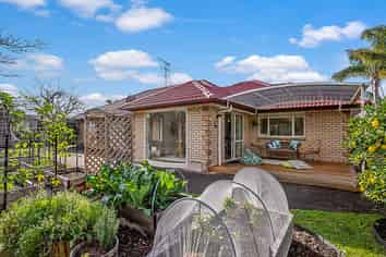 16 Semillon Avenue, Henderson