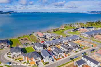 7 Treloar Crescent, Hobsonville