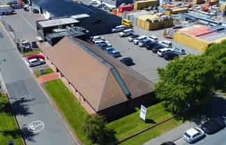 Medium stud manufacturing or warehouse space  