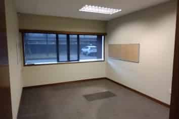 Medium stud manufacturing or warehouse space  