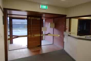 Medium stud manufacturing or warehouse space  