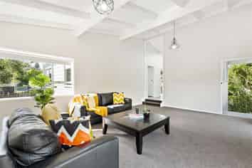 14 Glenbury Place, Massey