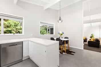 14 Glenbury Place, Massey