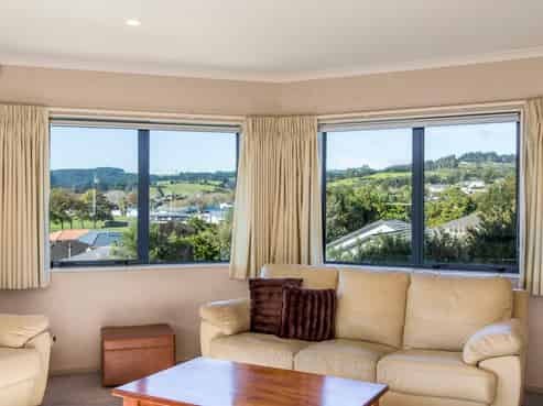 20 Te Kauri Place, Helensville