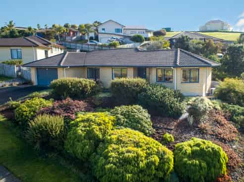 20 Te Kauri Place, Helensville