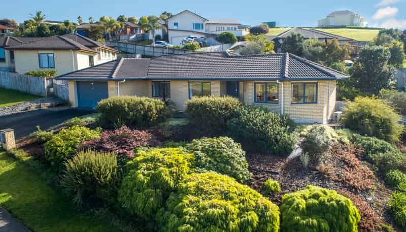 20 Te Kauri Place, Helensville