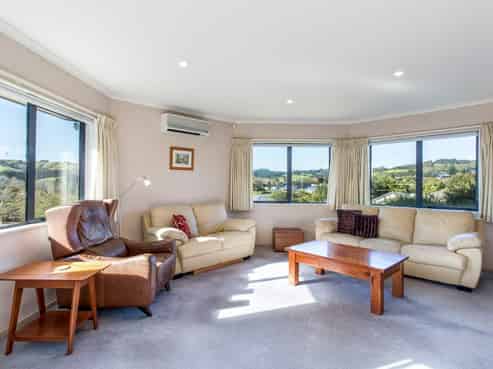 20 Te Kauri Place, Helensville