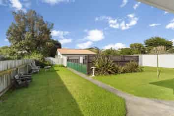 a/68 Park Avenue, Waitarere Beach