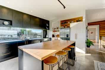 10 Ritchie Road, Parua Bay