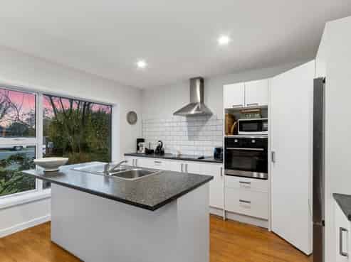 74 Isleworth Road, Bishopdale