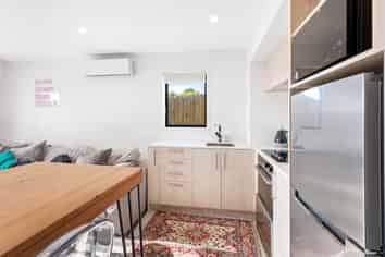 2/45 Vera Road, Te Atatu South