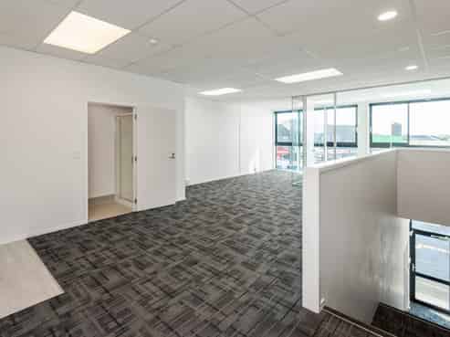 VACANT WAIRAU OPPORTUNITY