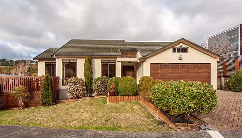 16 Wantwood Grove, Churton Park