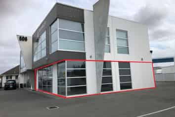 Owner Occupier - Main Road Profile