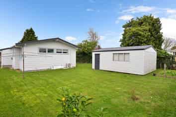 72 Snell Drive, Chartwell