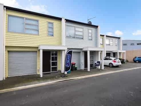 16E Portland Lane, Chartwell