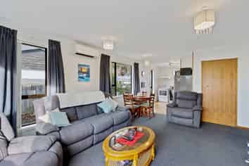 2/180 Buchanans Road, Hei Hei